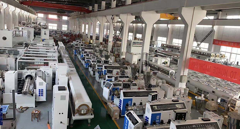 張家港65 80雙螺桿PVC硬質(zhì)造粒生產(chǎn)線 軟料造粒擠出機(jī)生產(chǎn)設(shè)備 粉末造粒機(jī)器